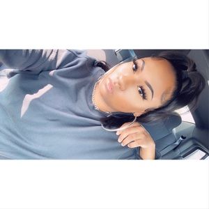 Meet your Posher, Demaura